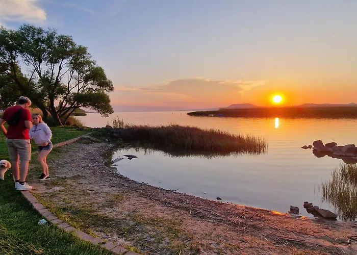 Boni Nyaralohaz Balatonboglár
